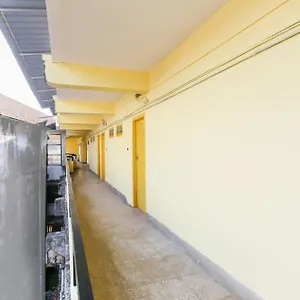** Hotel Oyo 65523 Tkt Tourist India